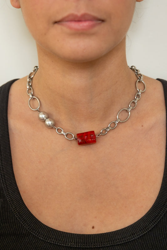 Collier Genesis