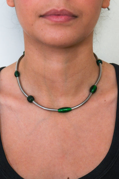Collier Nomad