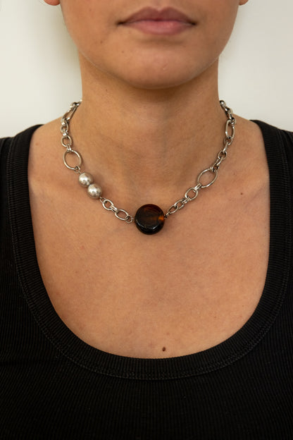 Collier Genesis