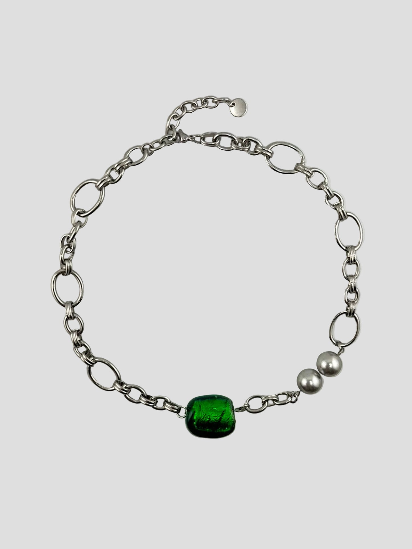 Collier Genesis