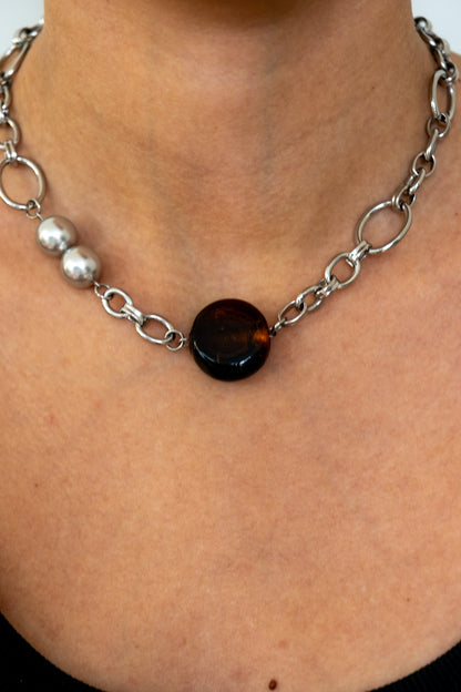 Collier Genesis