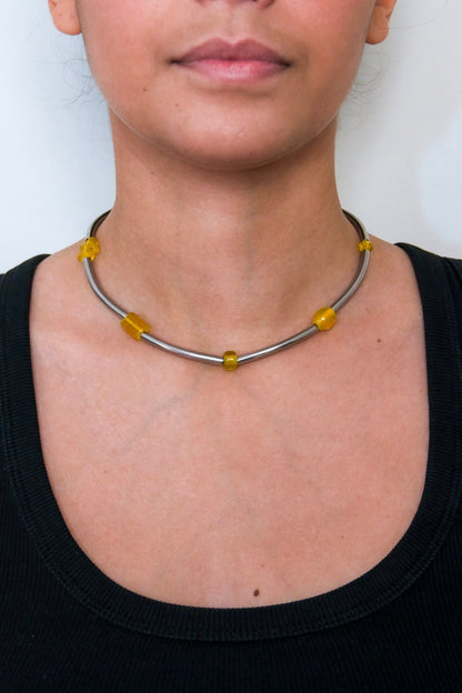 Collier Nomad