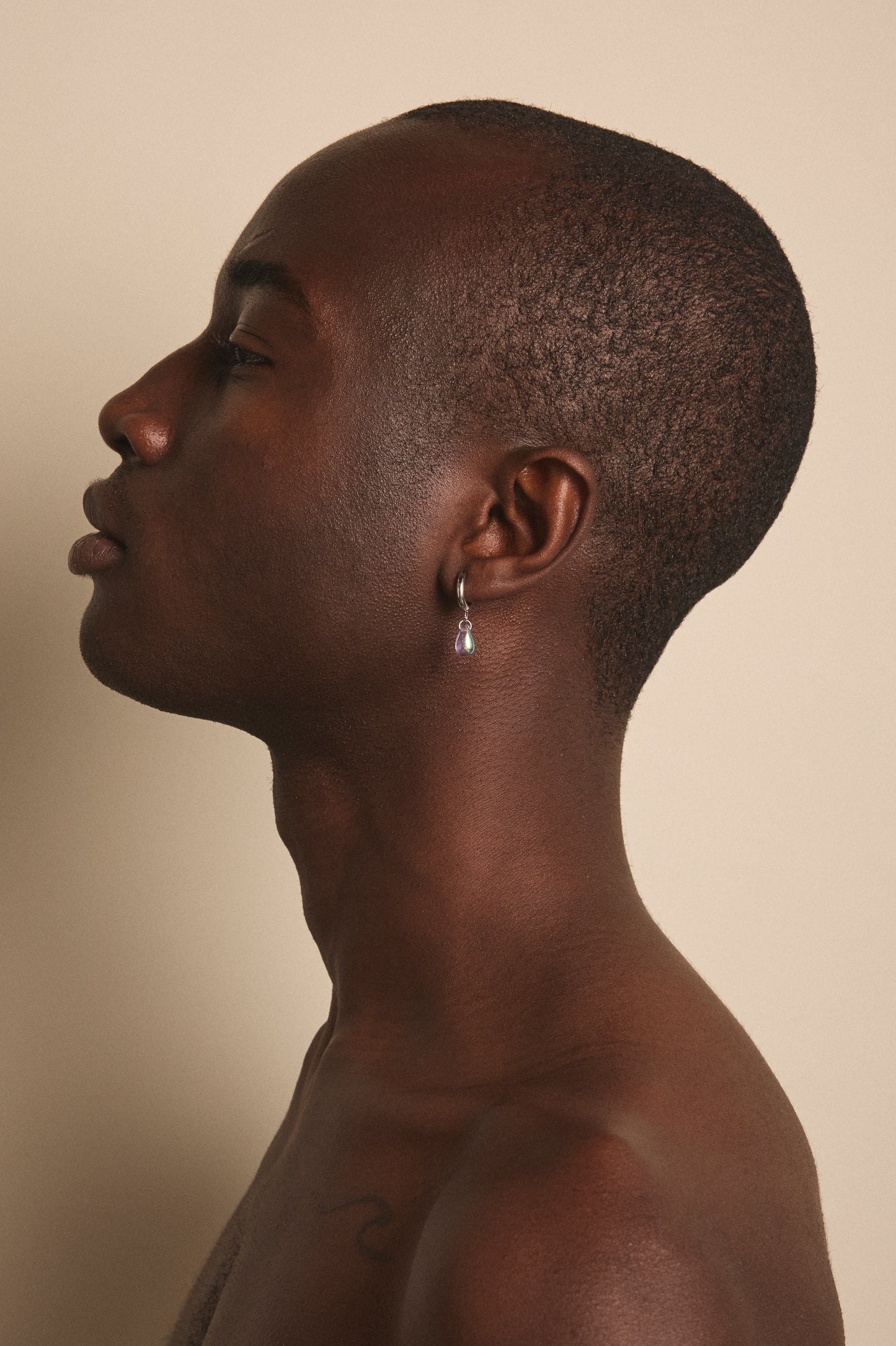 Monoboucle Goutte light saphir irisée