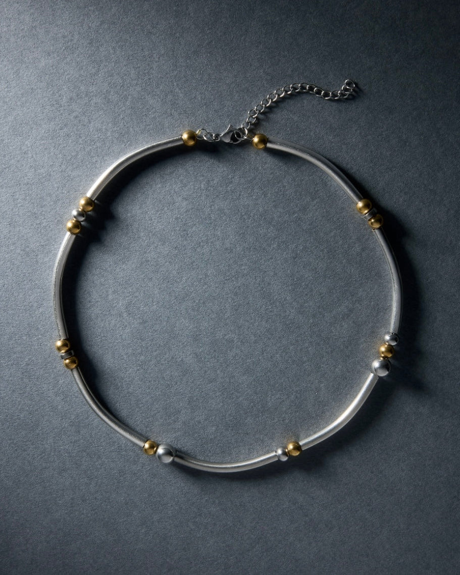 Collier Hush